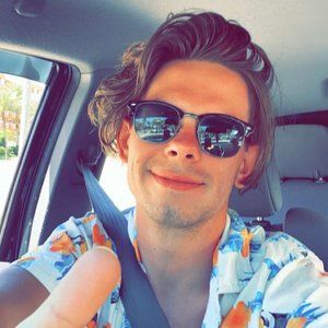 Meet your Posher, Luke